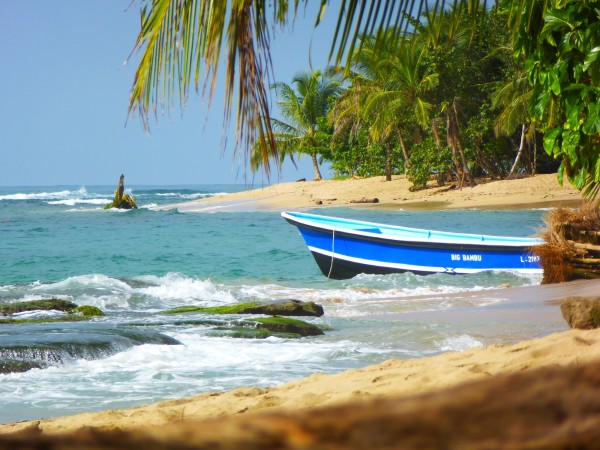 ARRECIFE BEACH