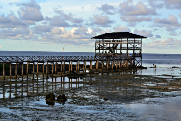 Cloud 9 boardwalk at low tide