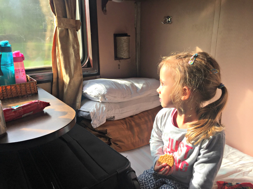 Snack on the train - whynotwithkids.com